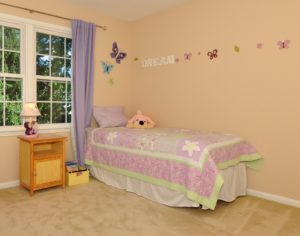 staging a child's bedroom
